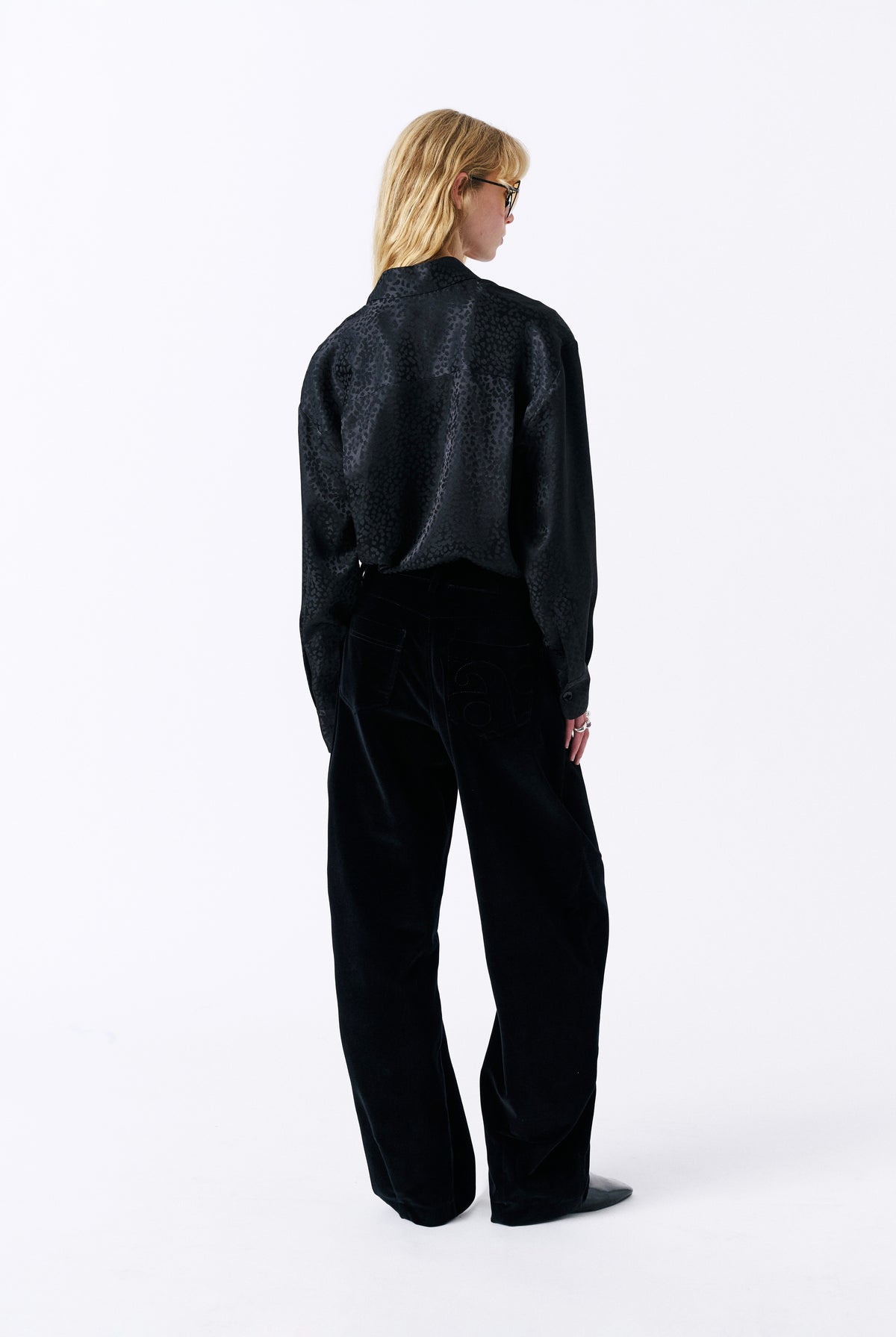 Charlie Shirt Black – image 6 of 7