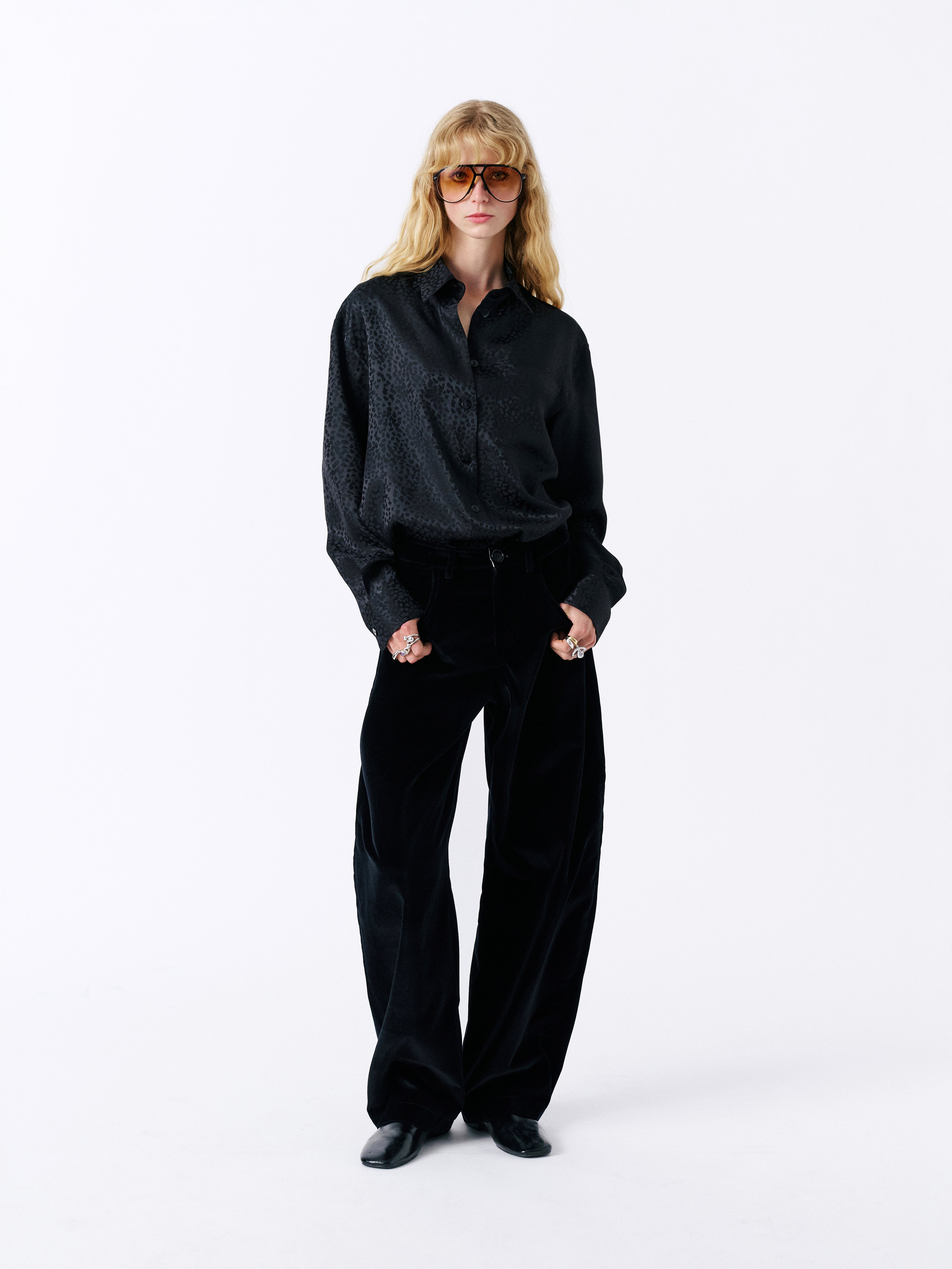 ADFW26040 HQ-2026-09-22-R2 image 2/8 – Amy Trousers Black Sapphire